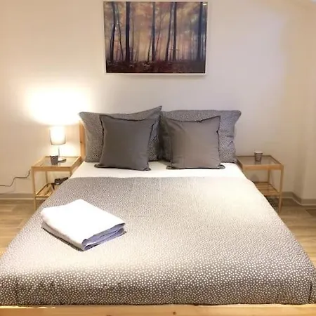 Cosy 3 Apt In The Trendy District Neustadt *